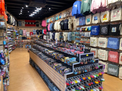Souvenirs53 shop2